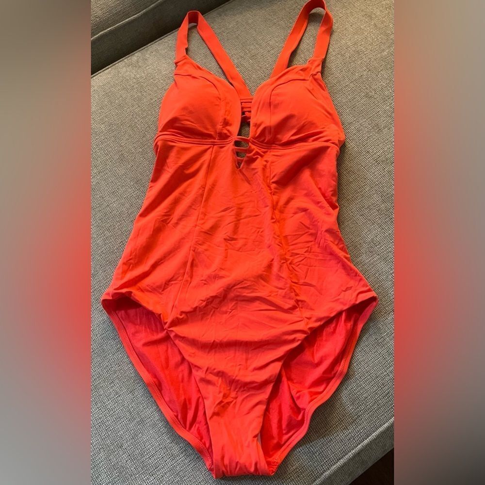 NWT Sun Lab Swim beautiful Orangey Red in color Low back size M 1Piece swimsuit.